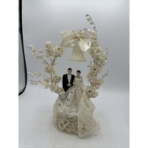 Wedding Cake Topper Vintage Bride Groom Flowers Lace